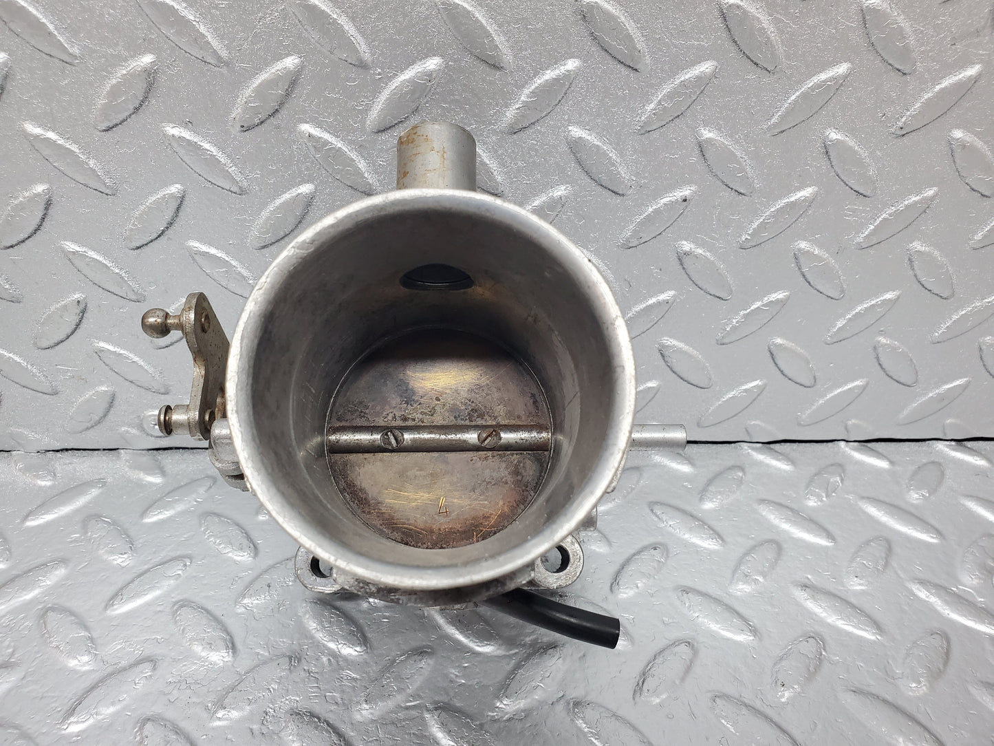 0901 Mercedes-Benz C107 350SLC Coupe Jetronic Throttle Body Assembly