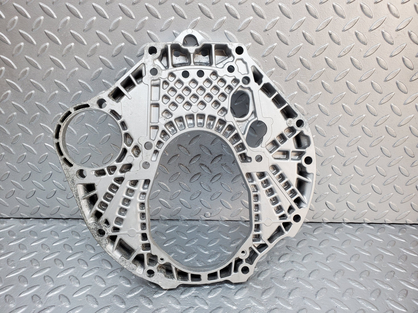 0893 Mercedes-Benz W123 240D Gearbox Flange 1150111145