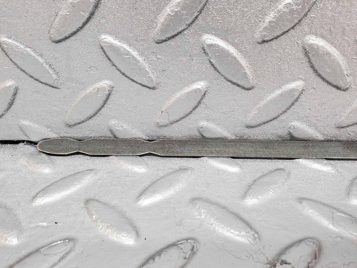 0889 Mercedes-Benz W123 240D Oil Dipstick