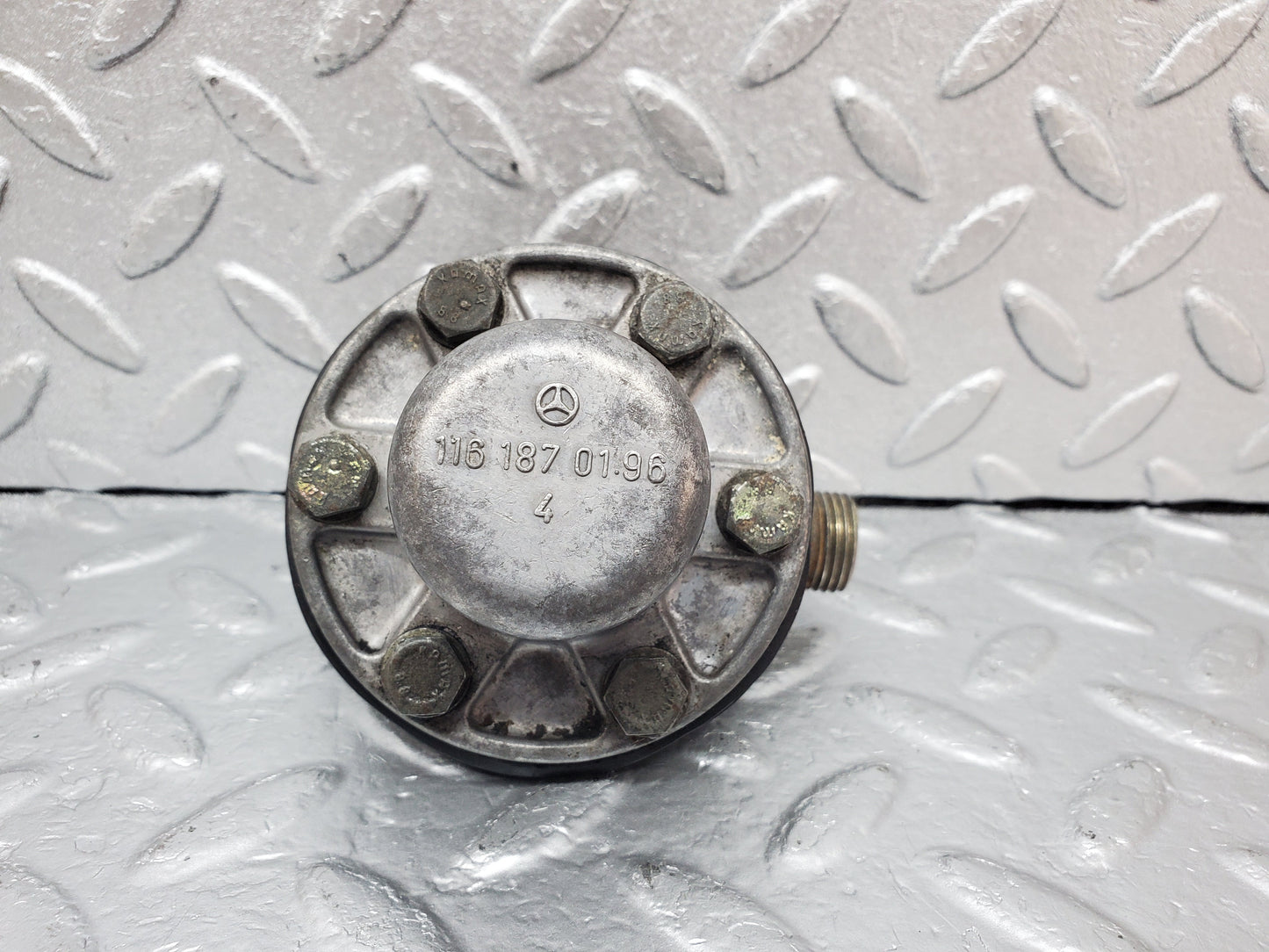 0916 Mercedes-Benz C107 350SLC Coupe Oil Pressure Damper 1161870494