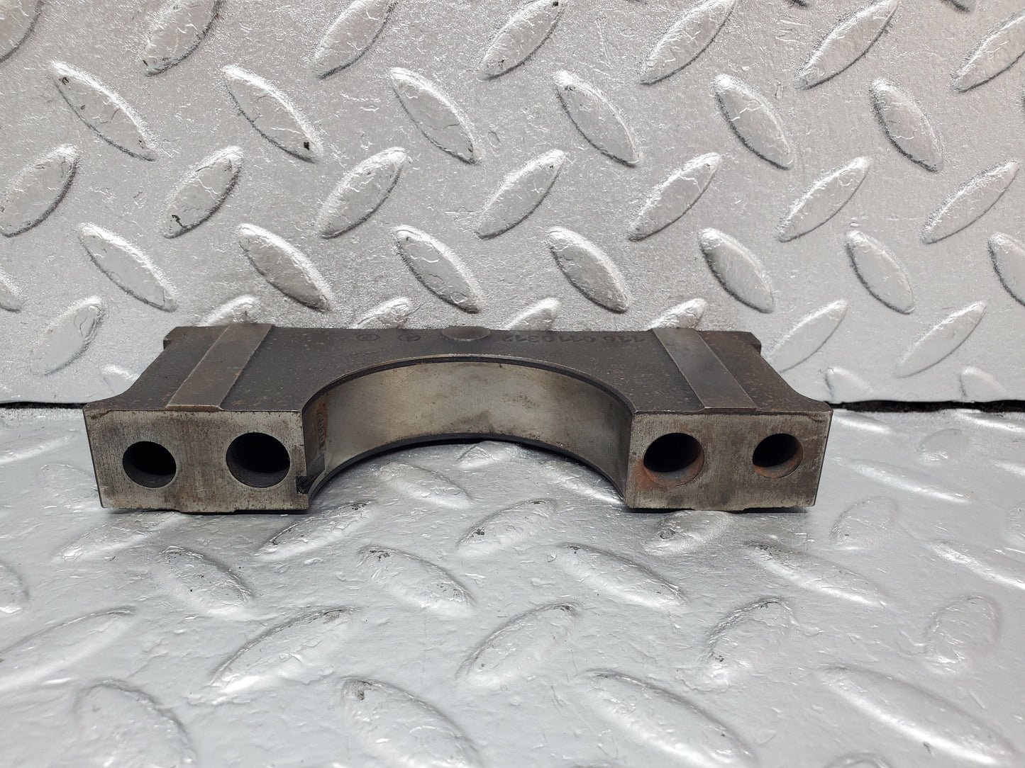 0920 Mercedes-Benz C107 350SLC Coupe Crankshaft Bearing Holder  1160110312