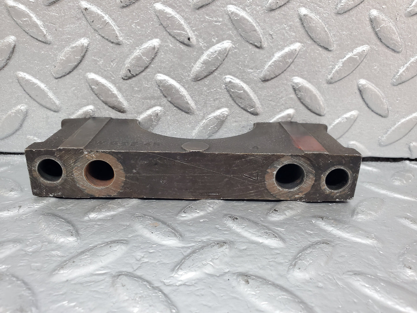0921 Mercedes-Benz C107 350SLC Coupe Crankshaft Bearing Holder 1160110312