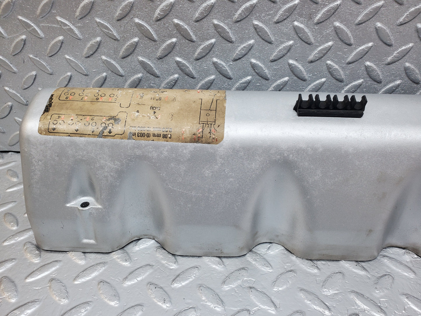 0935 Mercedes-Benz C107 350SLC Coupe Cylinder Head Cover Left Side 1160161805