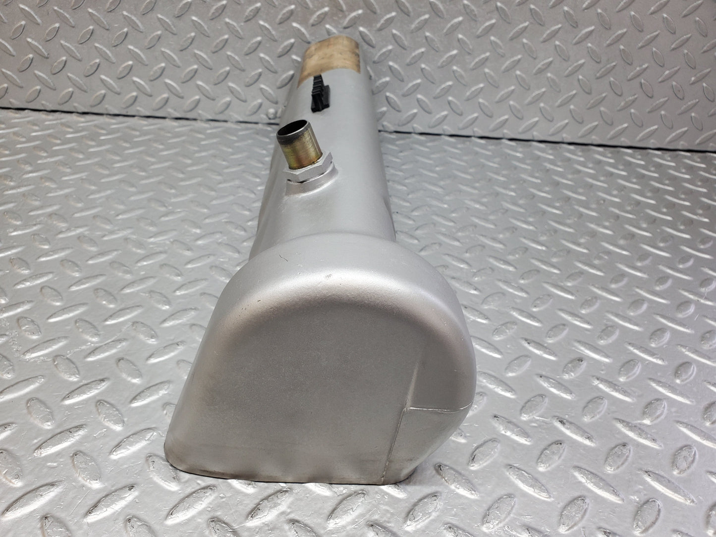 0935 Mercedes-Benz C107 350SLC Coupe Cylinder Head Cover Left Side 1160161805