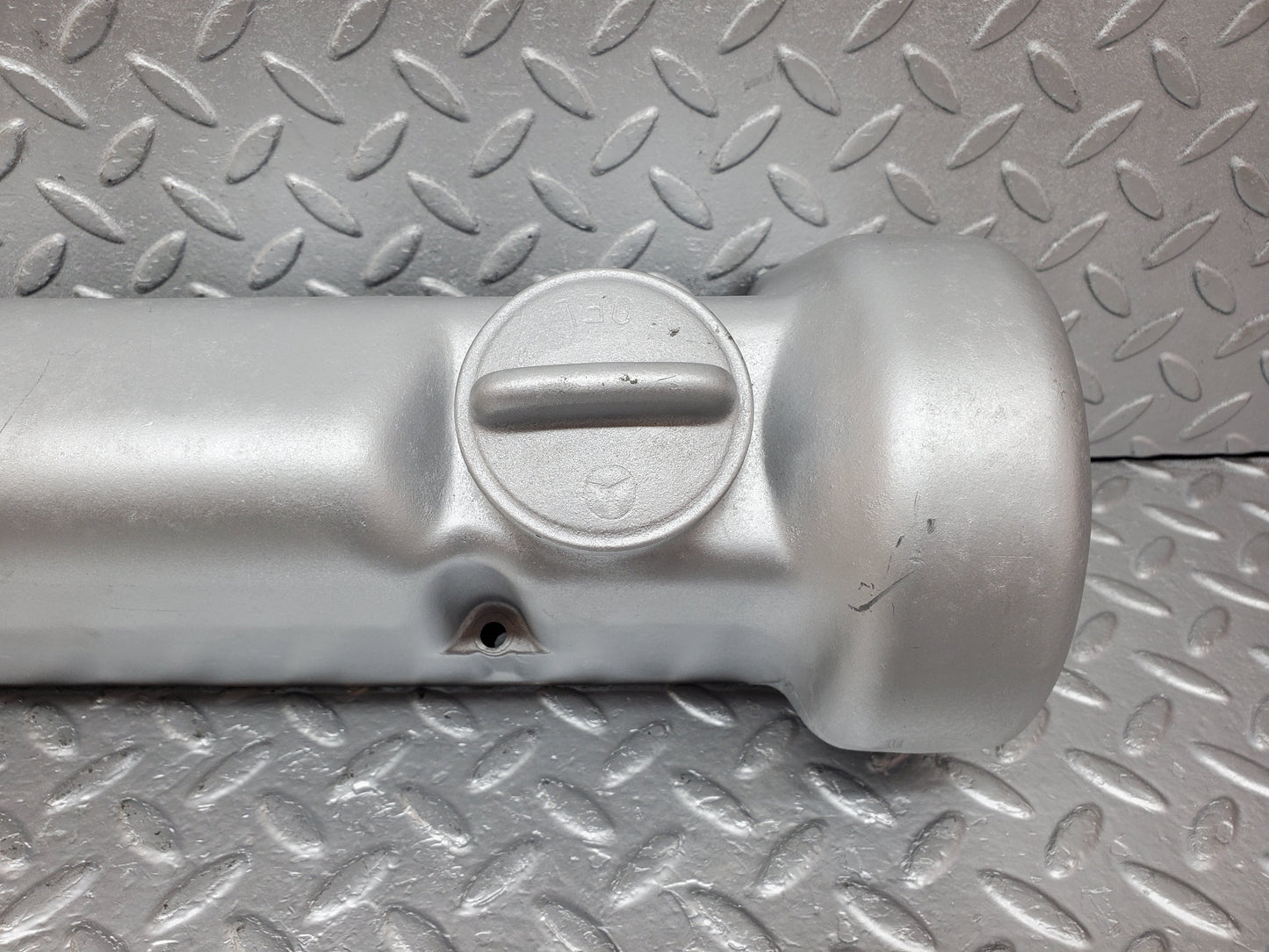 0939 Mercedes-Benz C107 350SLC Coupe Cylinder Head Cover Right 1160161905