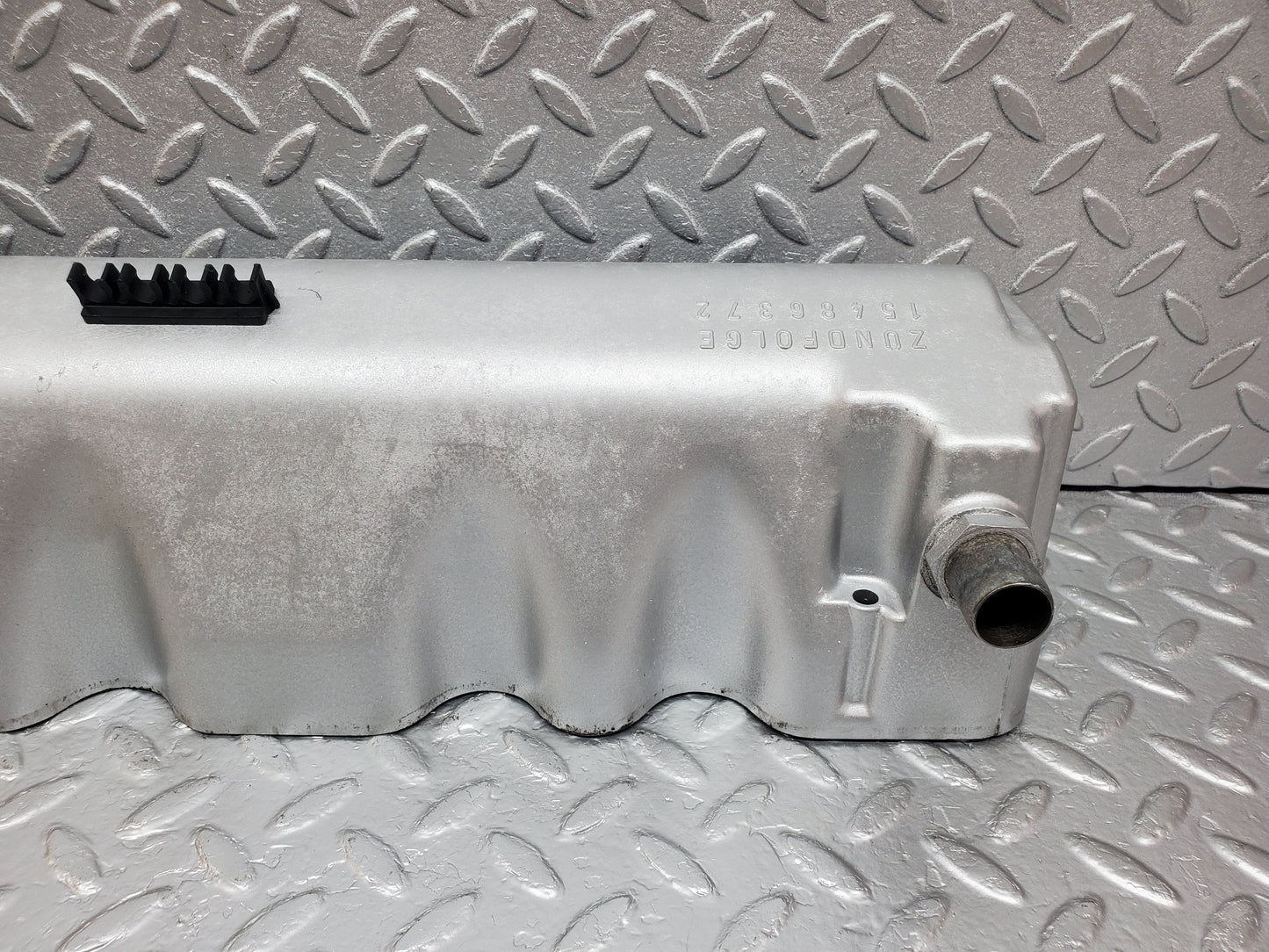 0939 Mercedes-Benz C107 350SLC Coupe Cylinder Head Cover Right 1160161905