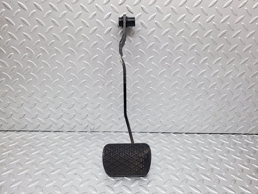 0972 Mercedes-Benz C123 230CE Brake Pedal With Rubber 1232910082