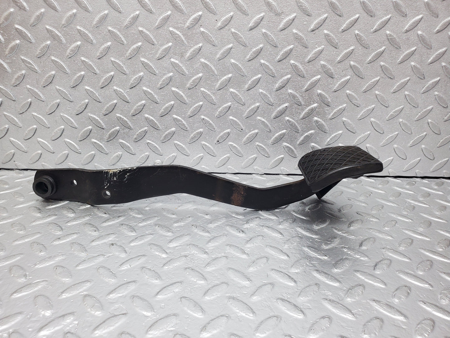 0972 Mercedes-Benz C123 230CE Brake Pedal With Rubber 1232910082