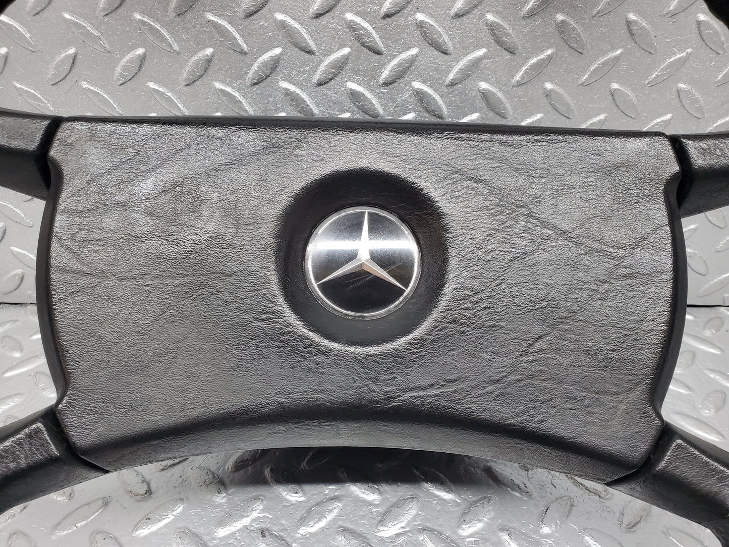 0948 Mercedes-Benz C123 230CE Steering Wheel 1264640017