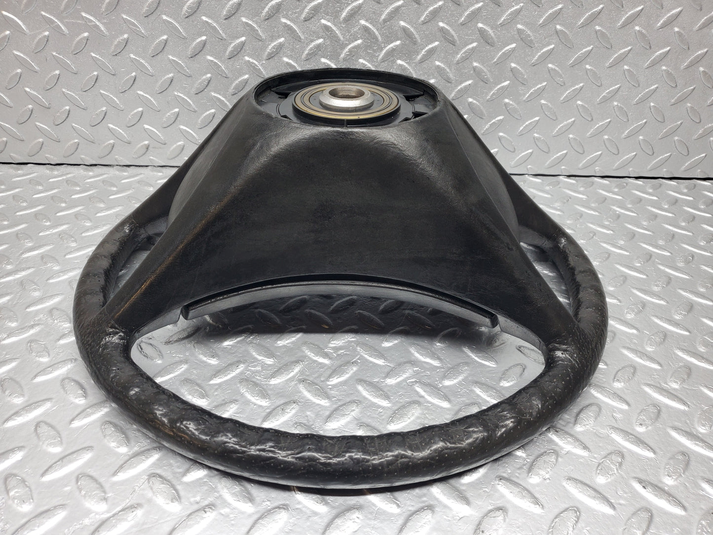 0948 Mercedes-Benz C123 230CE Steering Wheel 1264640017