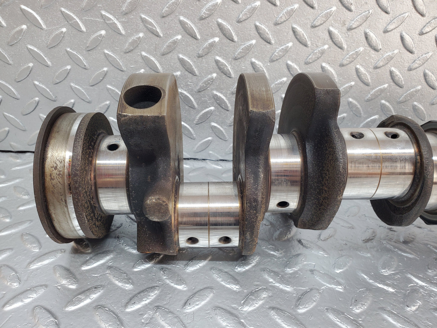0930 Mercedes-Benz C107 350SLC Coupe Crankshaft 1160310801