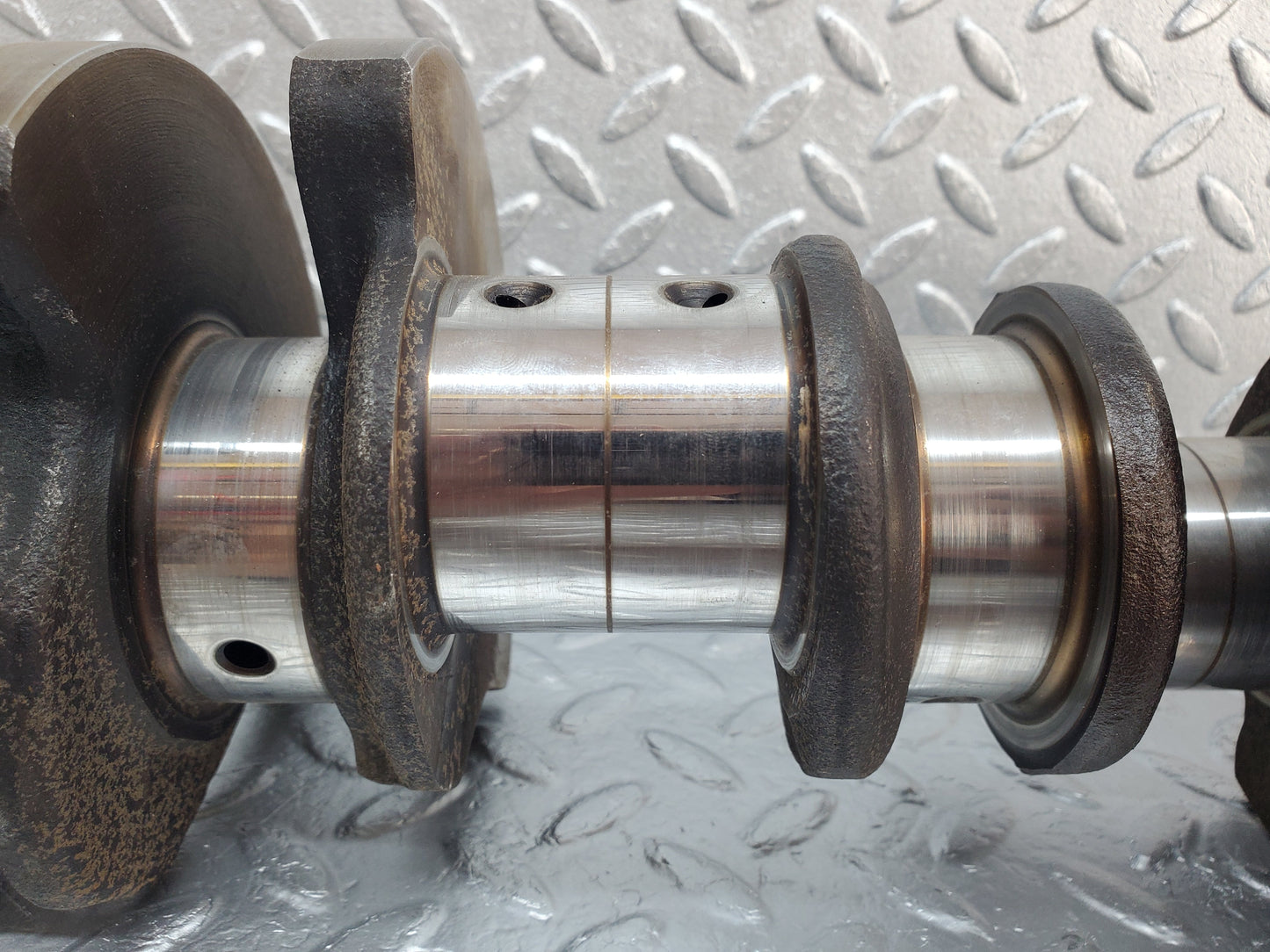 0930 Mercedes-Benz C107 350SLC Coupe Crankshaft 1160310801