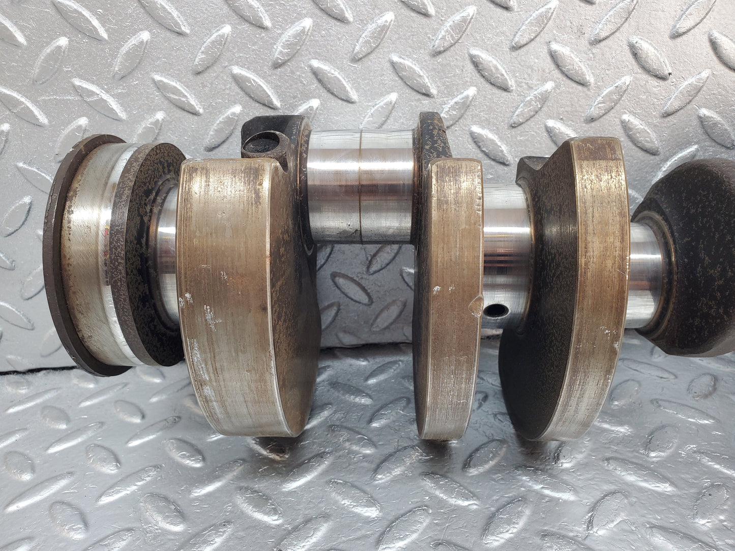 0930 Mercedes-Benz C107 350SLC Coupe Crankshaft 1160310801