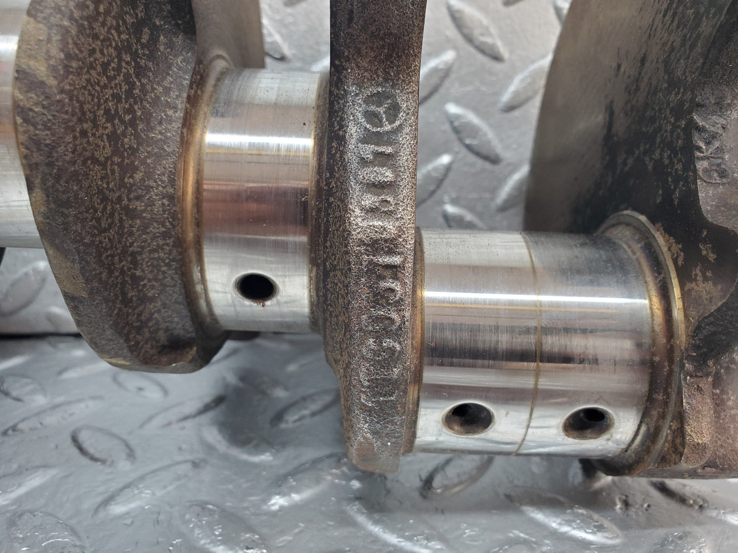 0930 Mercedes-Benz C107 350SLC Coupe Crankshaft 1160310801