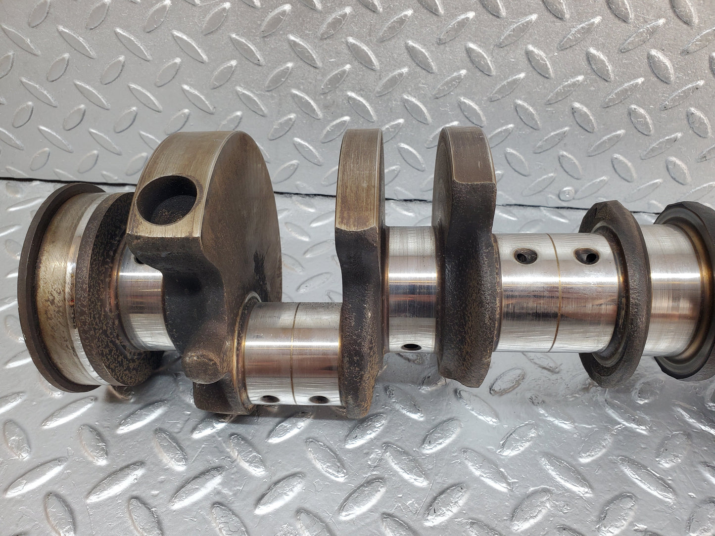 0930 Mercedes-Benz C107 350SLC Coupe Crankshaft 1160310801