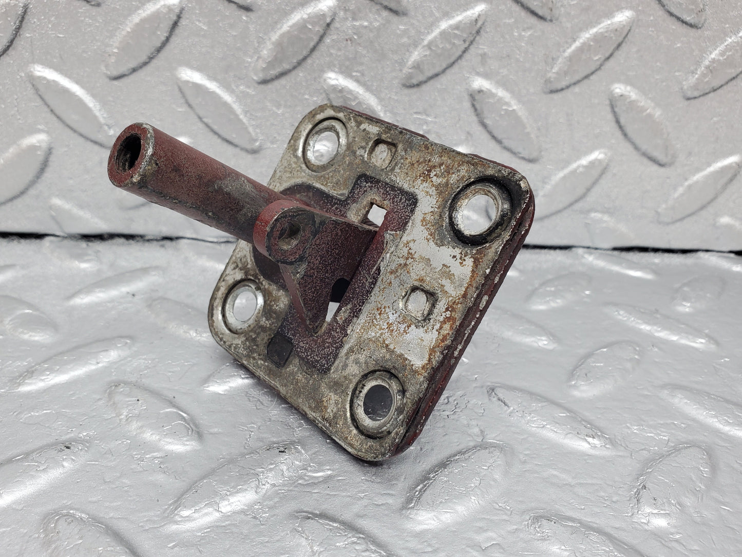 1041 Mercedes-Benz C123 230CE Bonnet Lock Latch