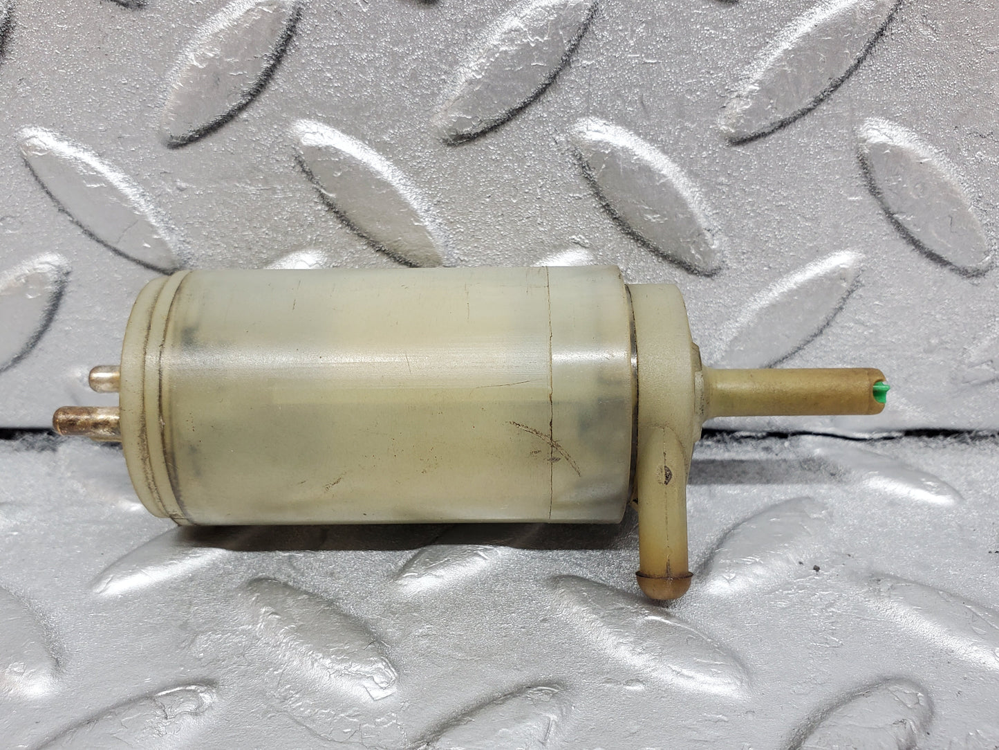1048 Mercedes-Benz C123 230CE Windscreen Washer Pump