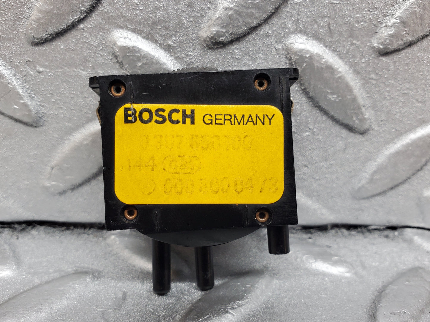 1056 Mercedes-Benz C123 230CE Headlight Level Switch  0008000473