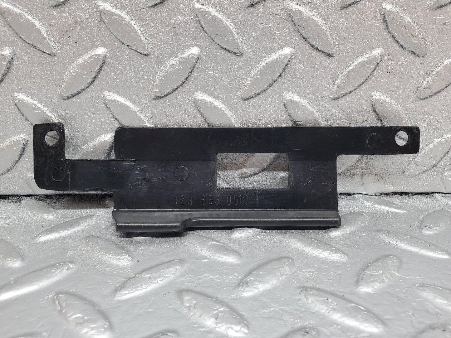 1061 Mercedes-Benz C123 230CE Coupe Heater Control Cover 1238330510