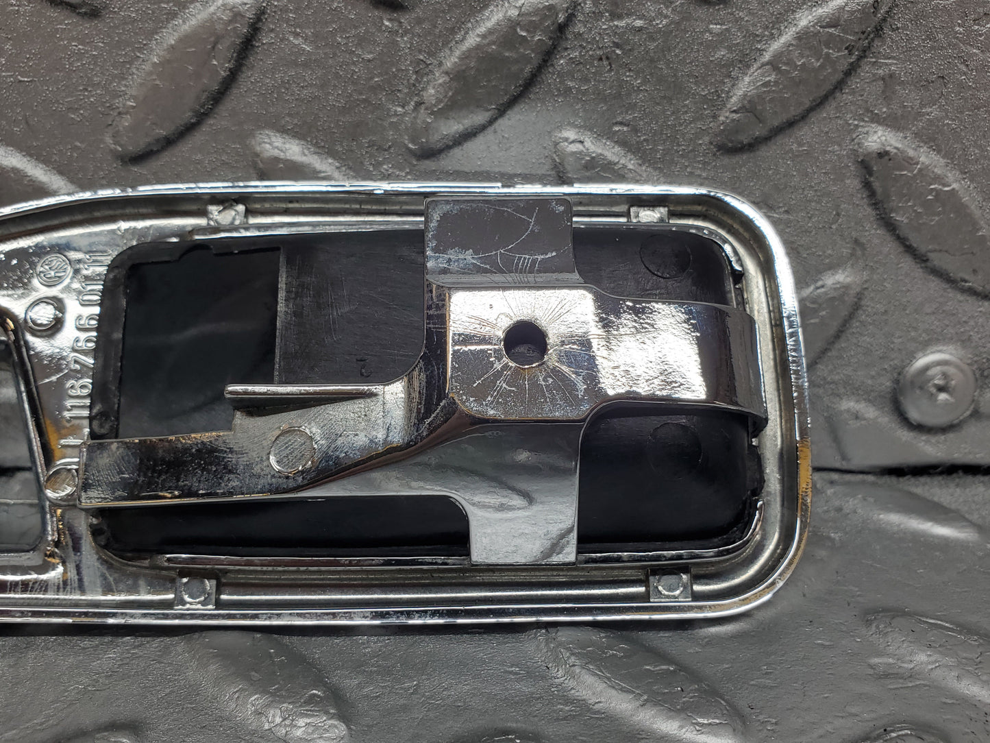 1024 Mercedes-Benz C123 230CE Coupe Chrome Frame For Door Opener Left 1167660111