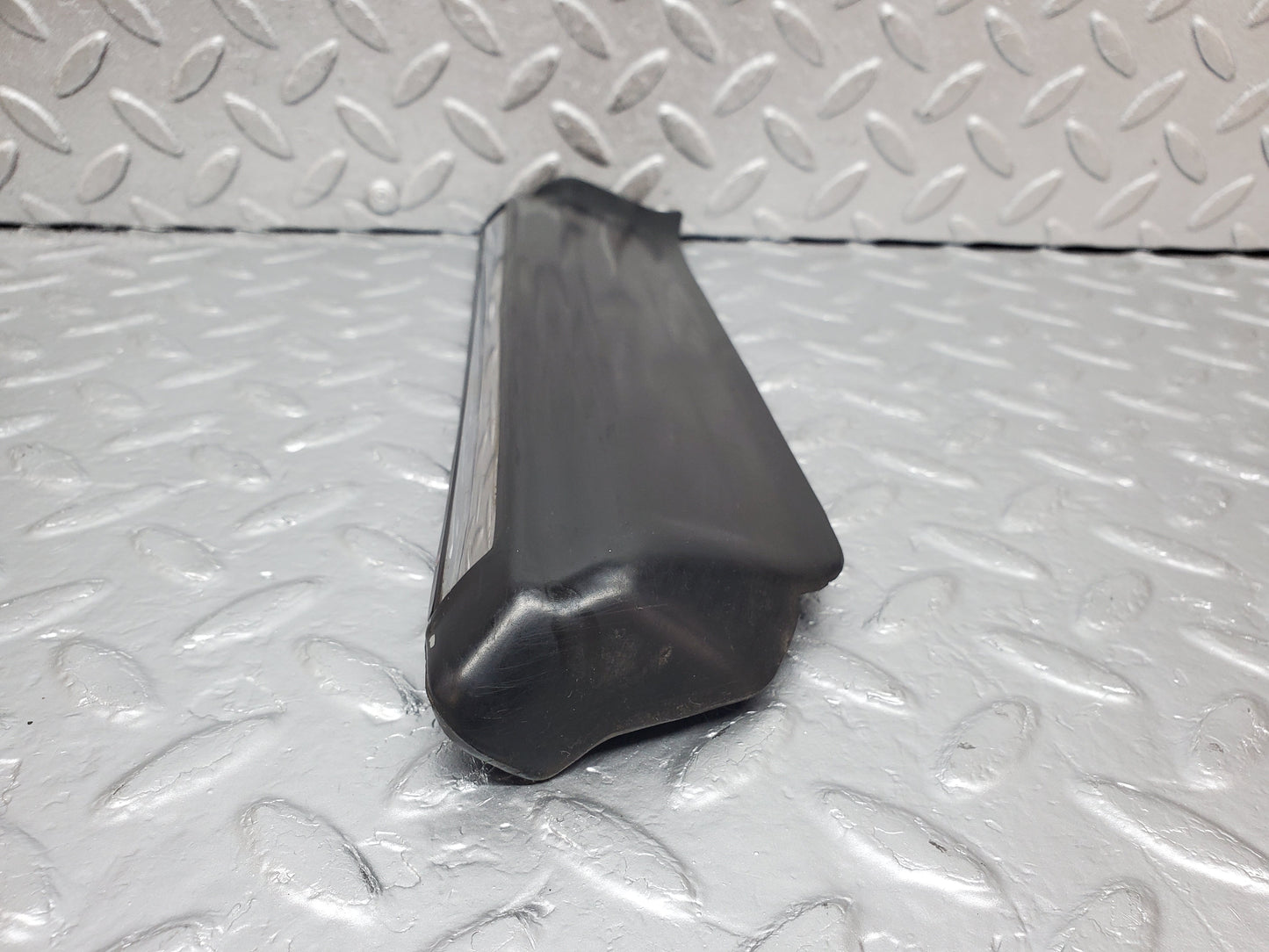 1081 Mercedes-Benz C123 230CE Coupe Front Left Fender Wing Lower Trim Cover