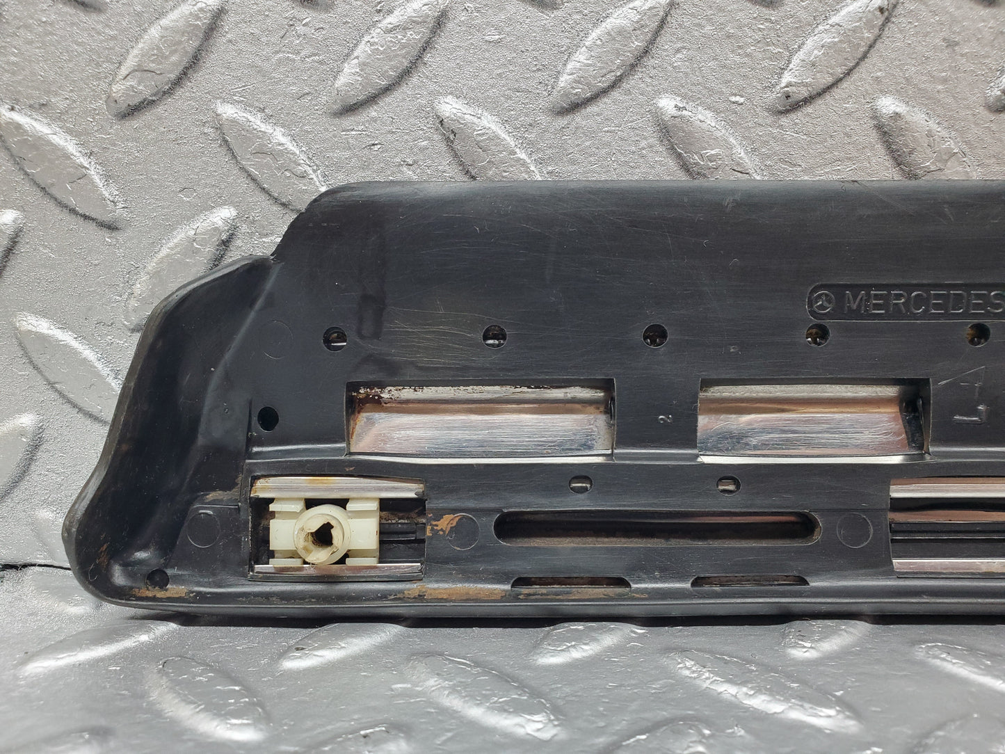 1081 Mercedes-Benz C123 230CE Coupe Front Left Fender Wing Lower Trim Cover