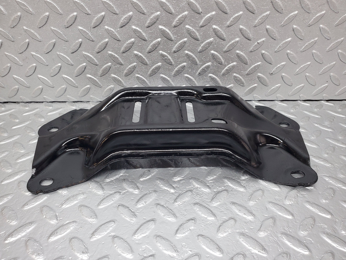 1042 Mercedes-Benz C123 230CE Gearbox Mount Bracket Holder