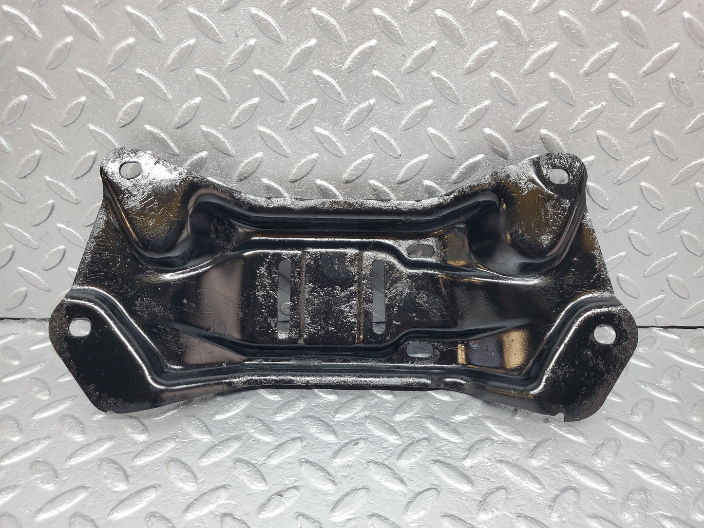1042 Mercedes-Benz C123 230CE Gearbox Mount Bracket Holder