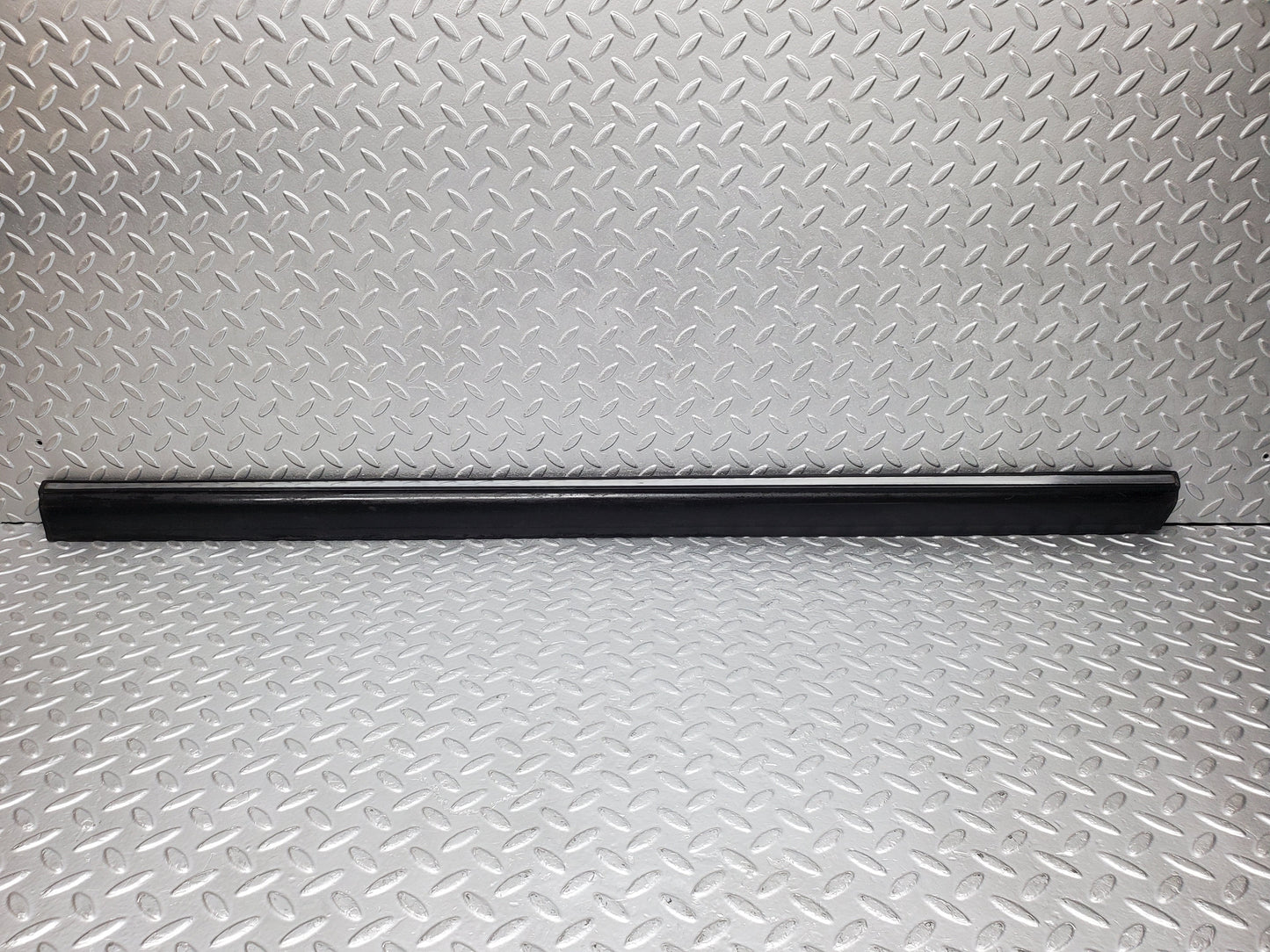 1100 Mercedes-Benz C123 230CE Coupe Left Door Lower Trim 1236903380