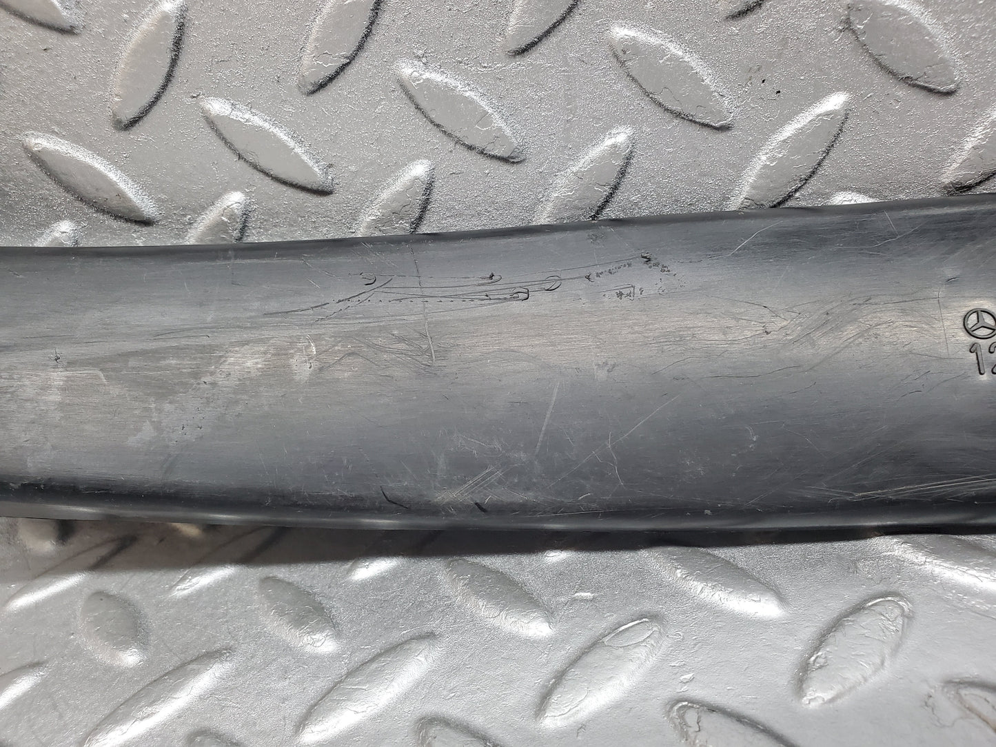 1050 Mercedes-Benz C123 230CE Coupe Cabel Covering 1238211236