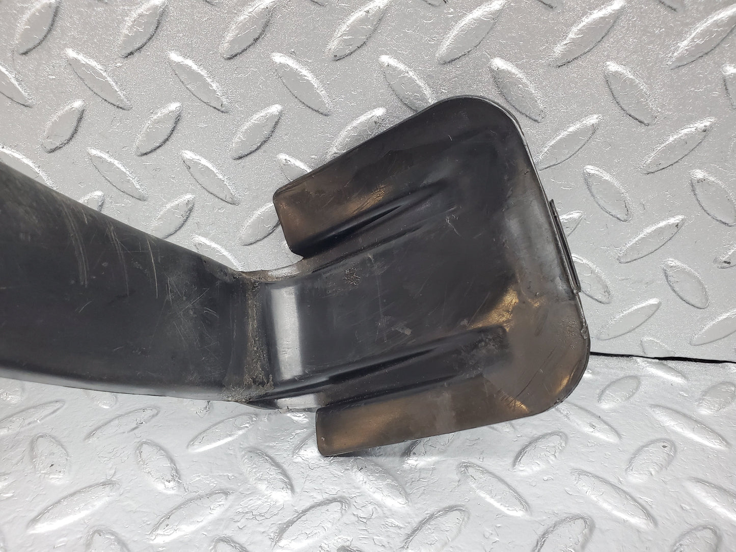 1050 Mercedes-Benz C123 230CE Coupe Cabel Covering 1238211236