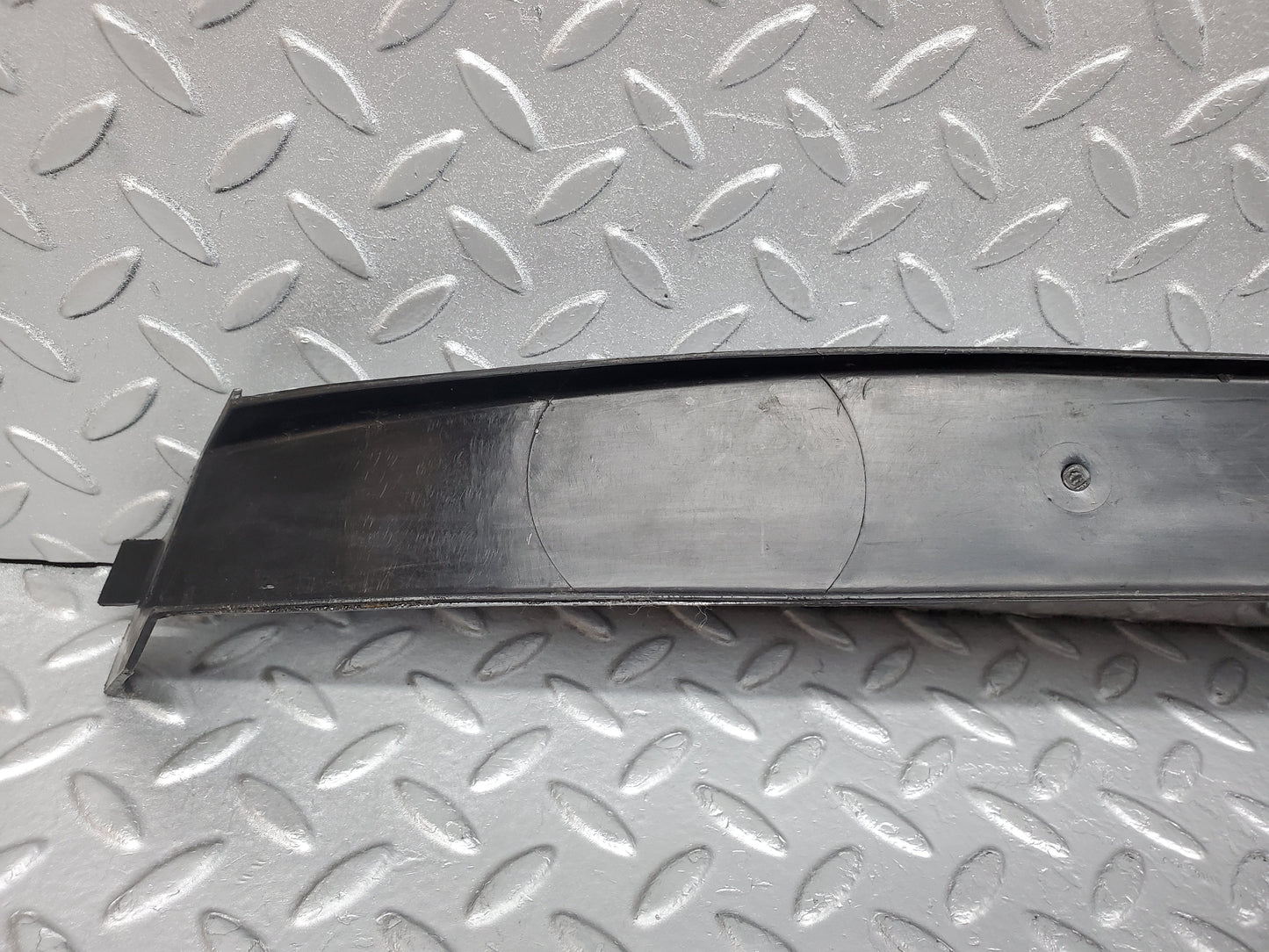1050 Mercedes-Benz C123 230CE Coupe Cabel Covering 1238211236