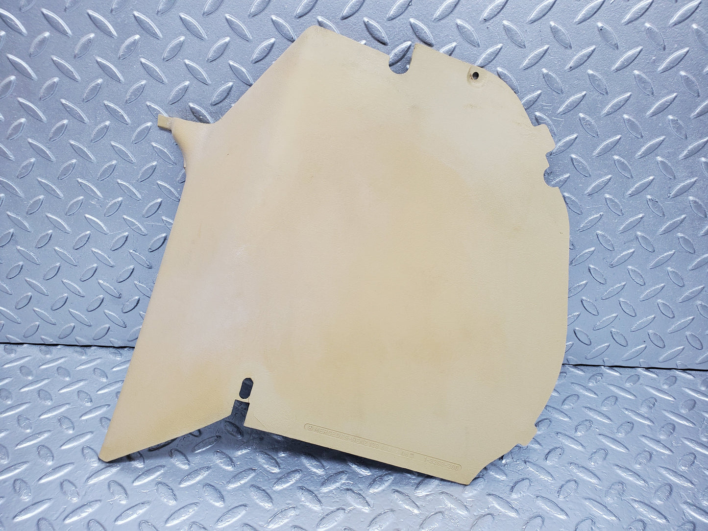1063 Mercedes-Benz C123 230CE Coupe Front Right Kick Panel Beige 1236881206