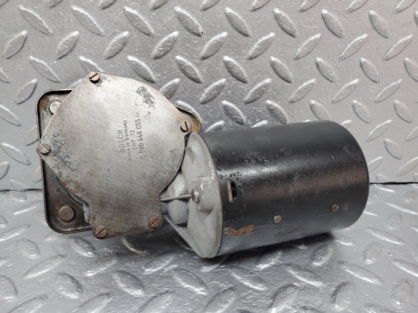 1170 Mercedes-Benz W108 280SE Wiper Motor Bosch 0390446055