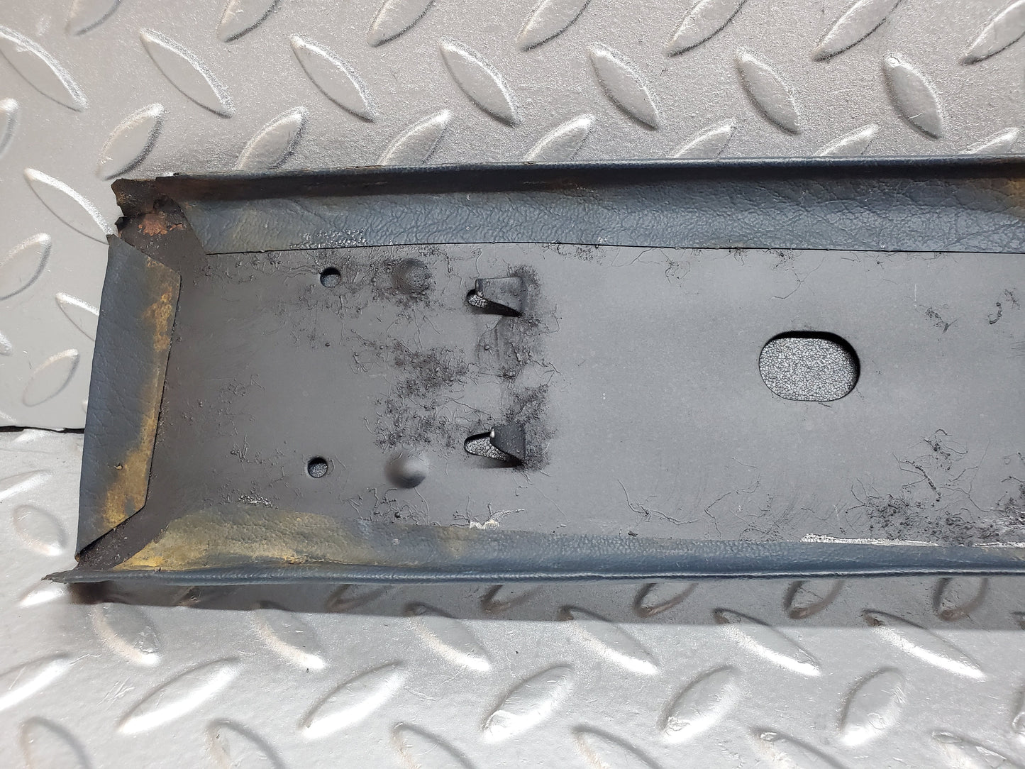 1164 Mercedes-Benz W108 280SE  B Pillar Trim Panel Left Blue
