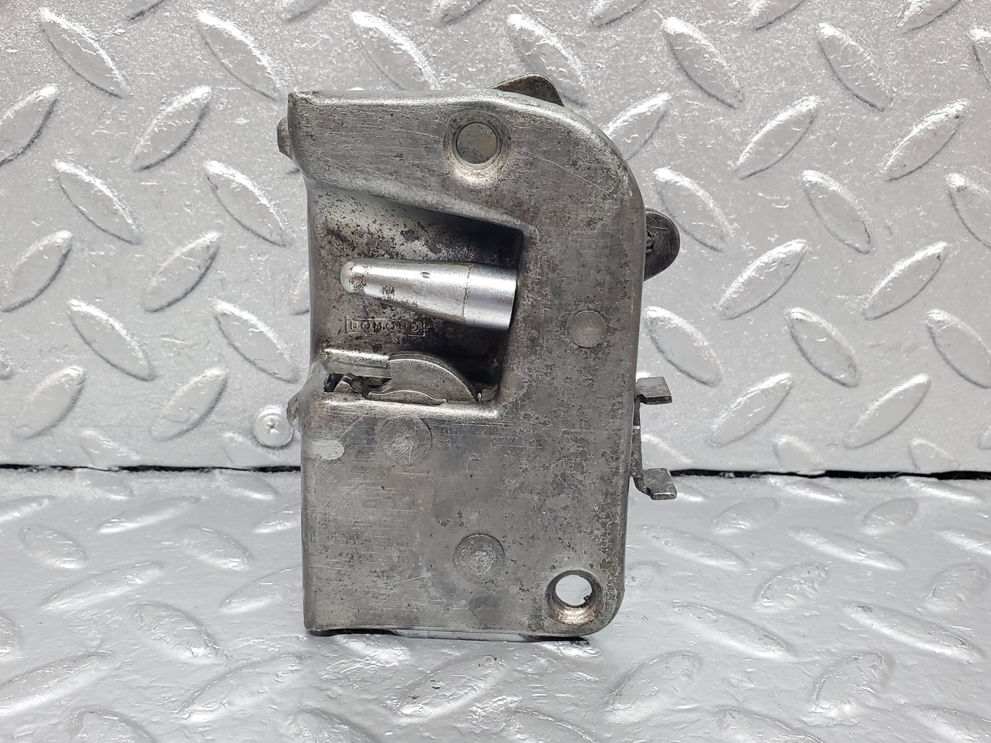 1168 Mercedes-Benz W108 280SE Front Right Door Lock Mechanism