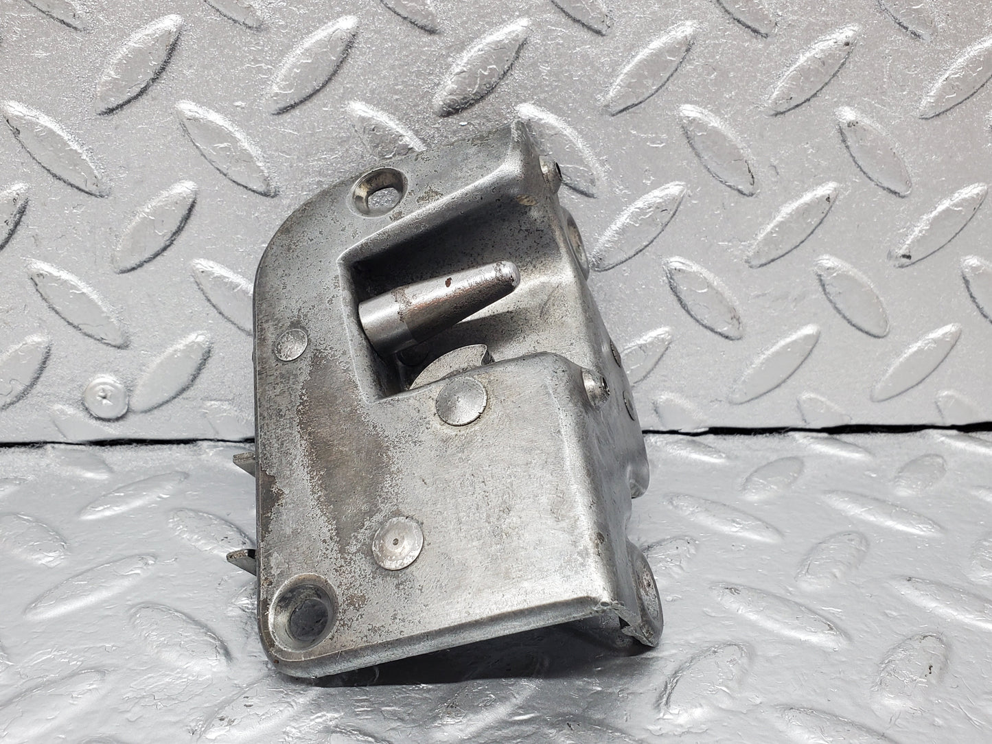 1169 Mercedes-Benz W108 280SE Front Left Door Lock Mechanism