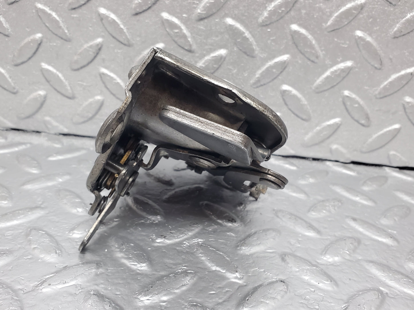 1169 Mercedes-Benz W108 280SE Front Left Door Lock Mechanism