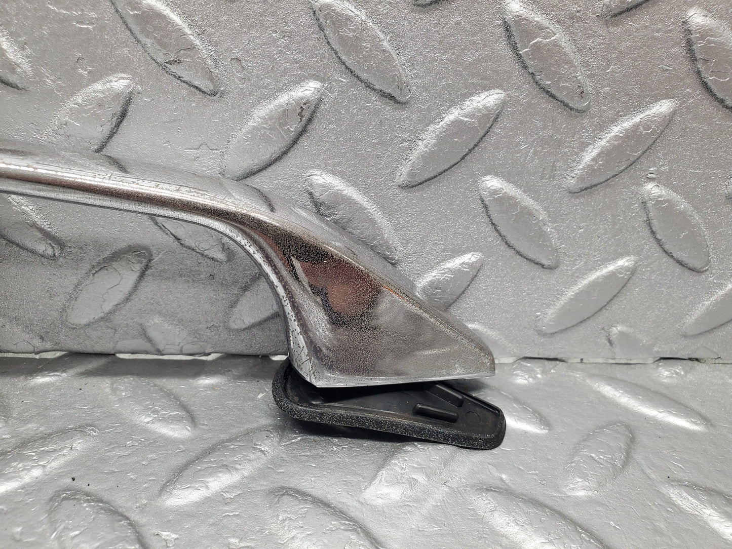 1189 Mercedes-Benz W108 280SE Door Handle Rear Right 1087661202