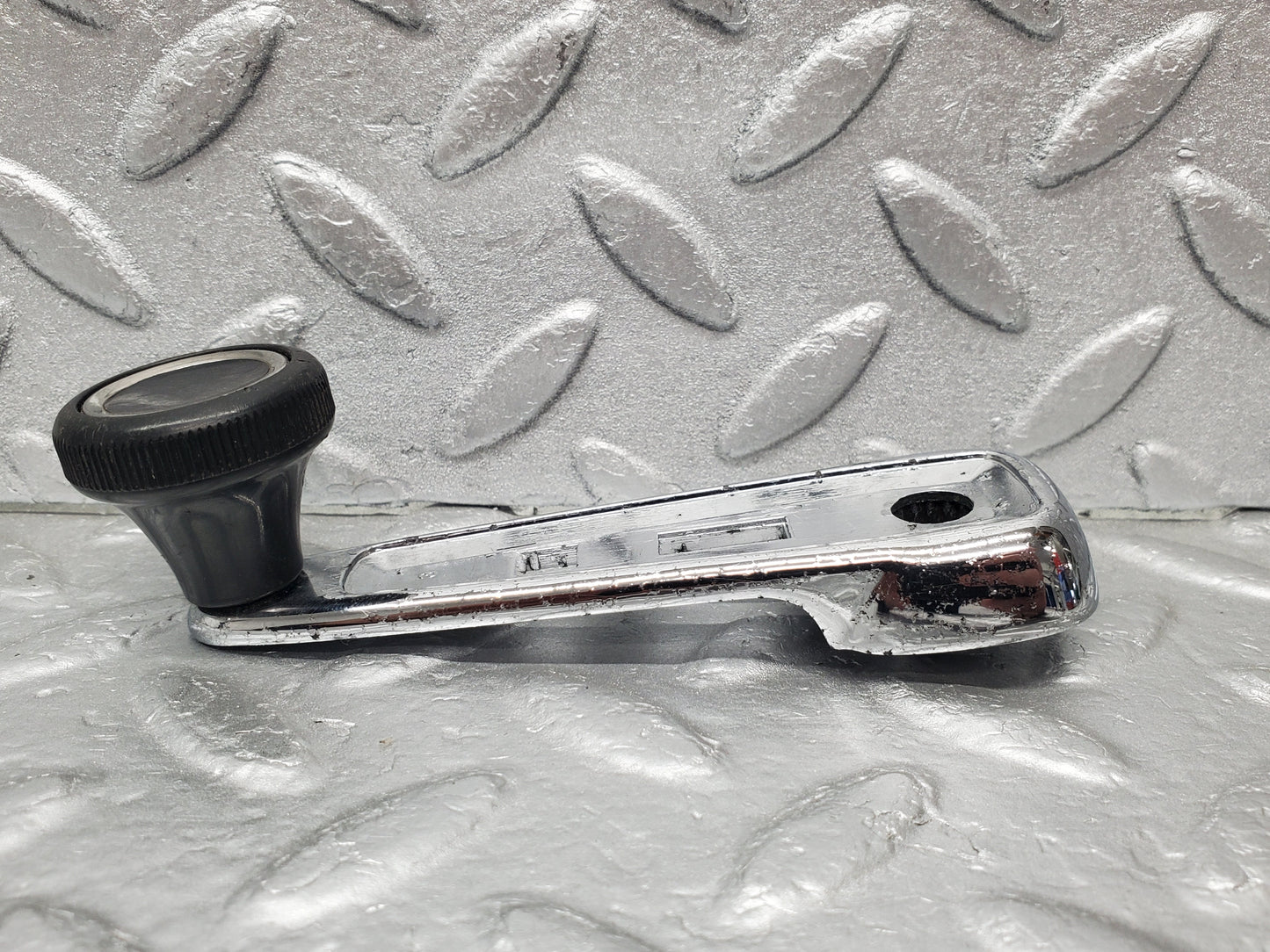 1191 Mercedes-Benz W108 280SE Window Lifter Crank Handle