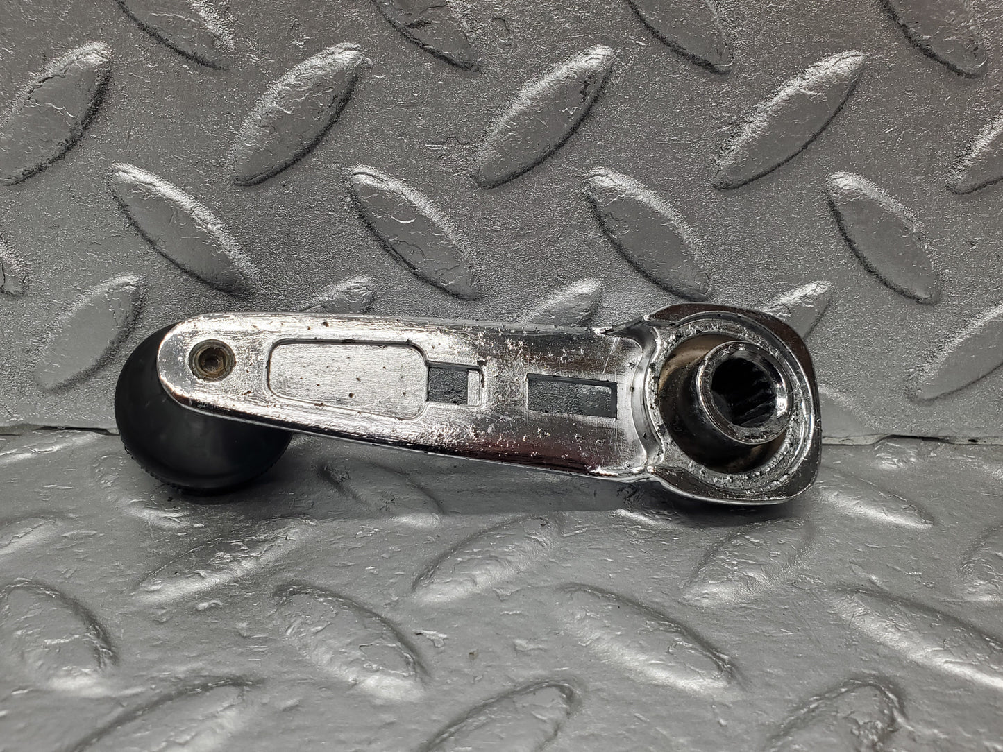 1191 Mercedes-Benz W108 280SE Window Lifter Crank Handle