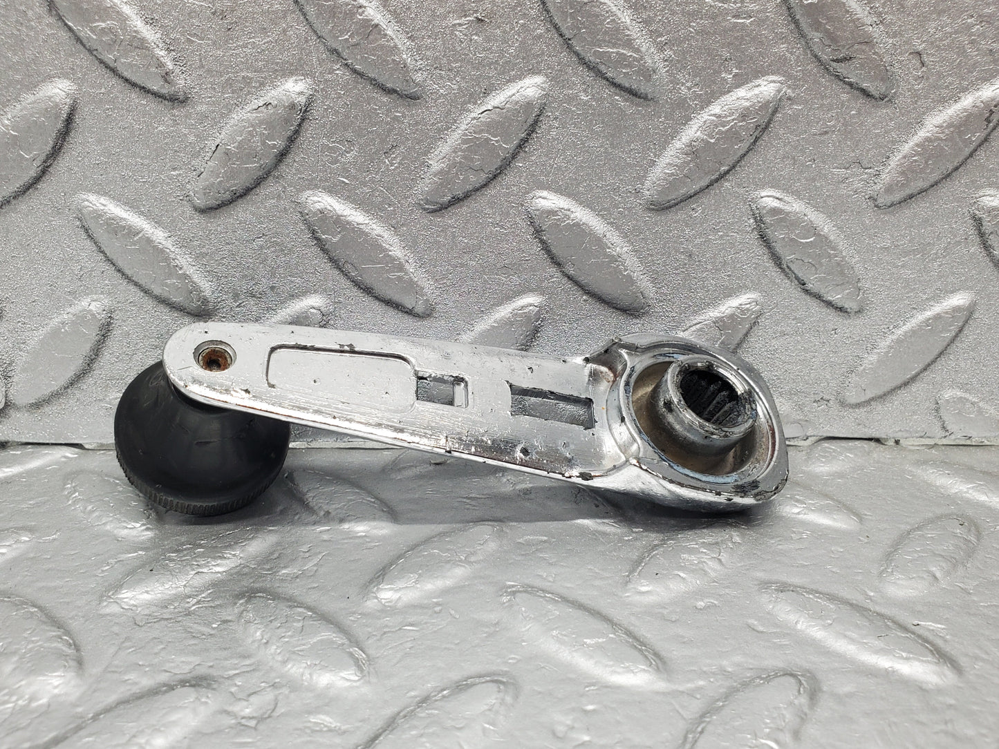 1192 Mercedes-Benz W108 280SE Window Lifter Crank Handle