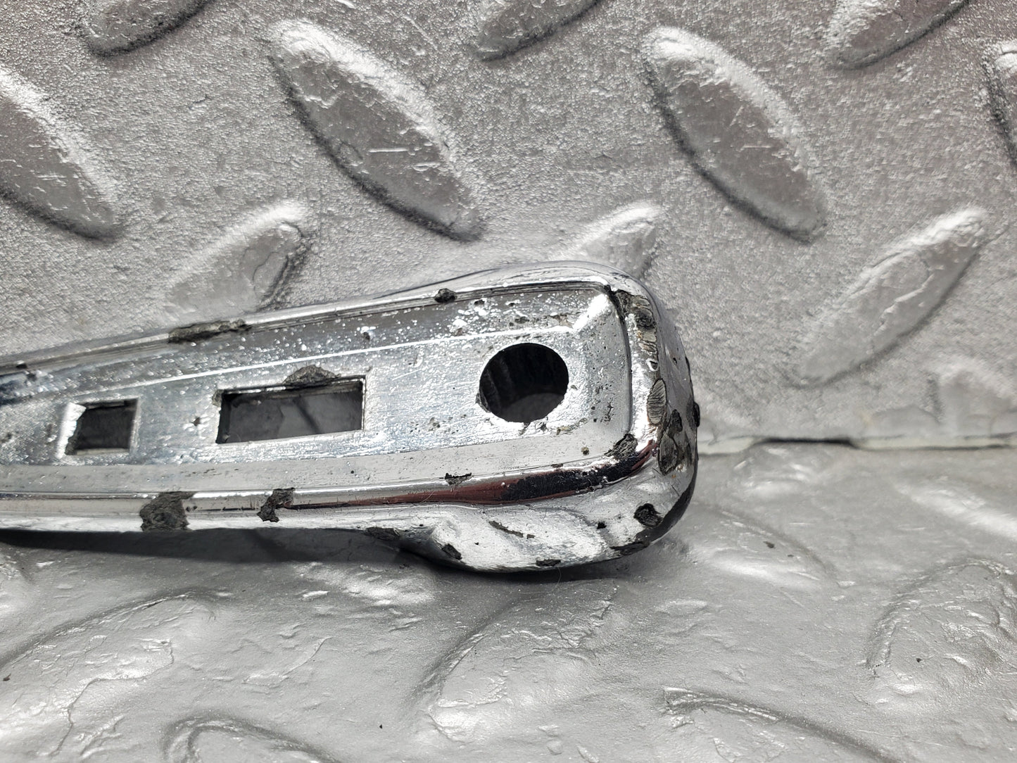 1194 Mercedes-Benz W108 280SE Window Lifter Crank Handle