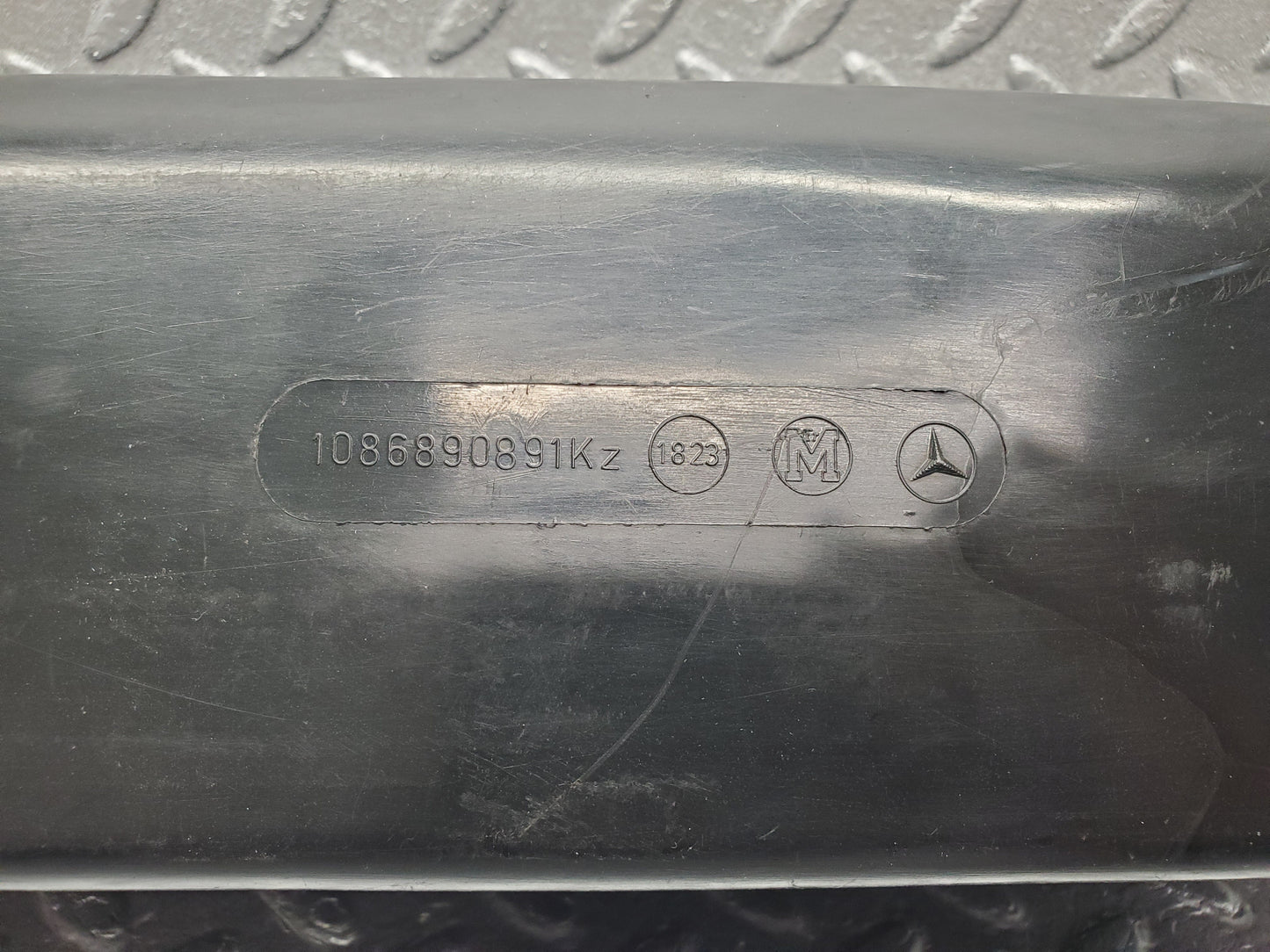1197 Mercedes-Benz W108 280SE Glove Box 1086890891