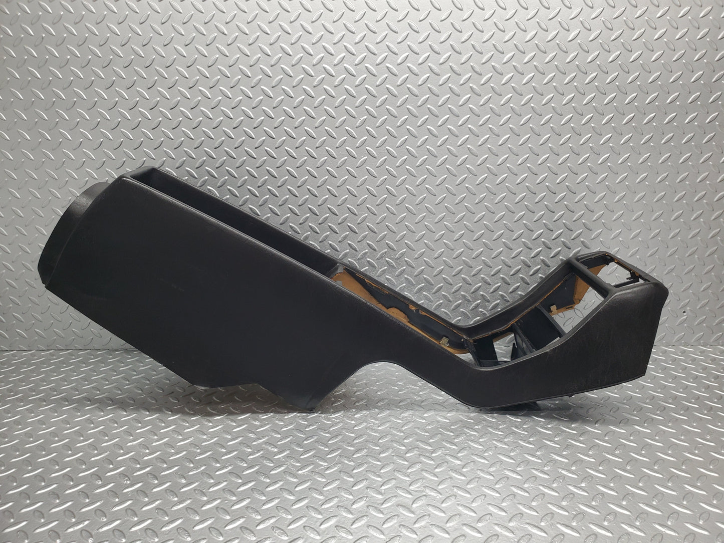 1112 Mercedes-Benz C123 230CE Coupe Centre Console Black