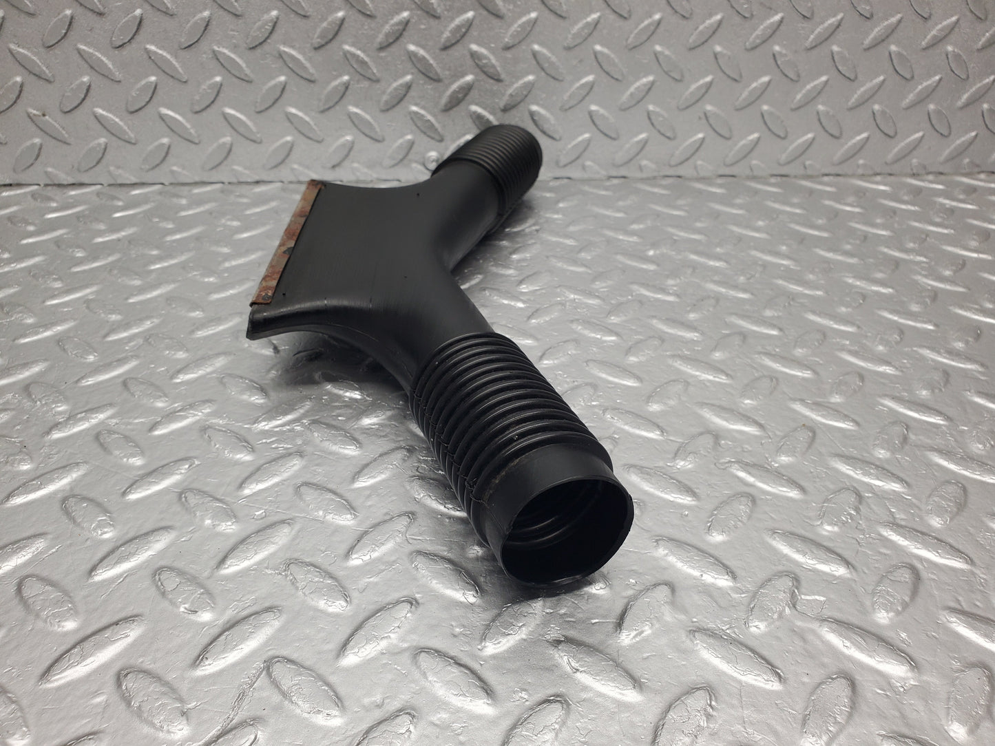 1211 Mercedes-Benz W108 280SE Heater Center Air Duct Vent