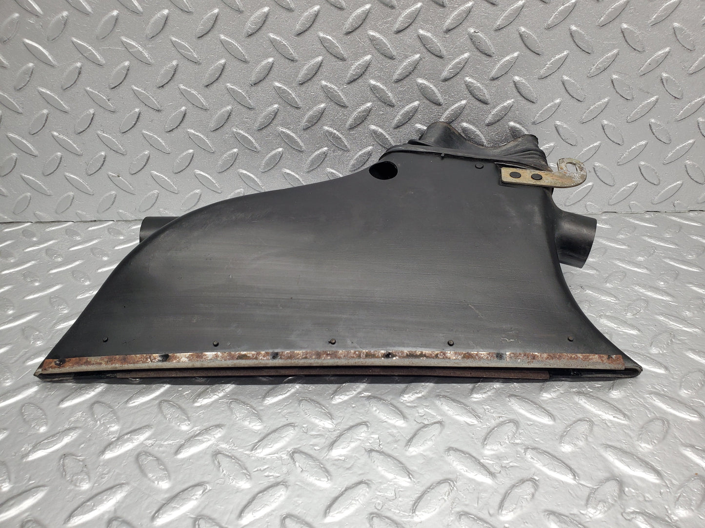 1207 Mercedes-Benz W108 280SE Air Vent Duct Left Side 1088310788