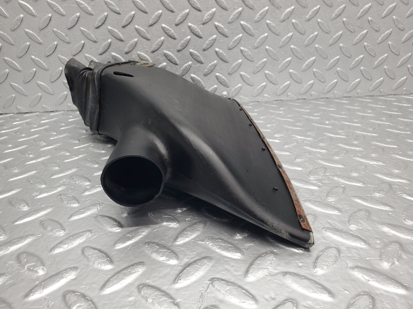 1207 Mercedes-Benz W108 280SE Air Vent Duct Left Side 1088310788