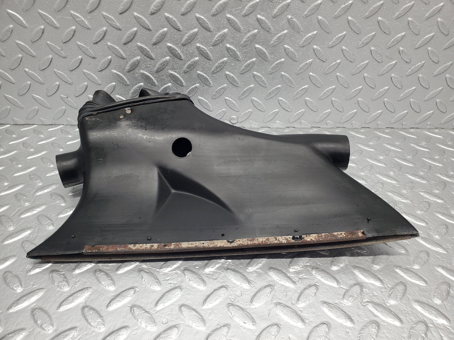 1207 Mercedes-Benz W108 280SE Air Vent Duct Left Side 1088310788