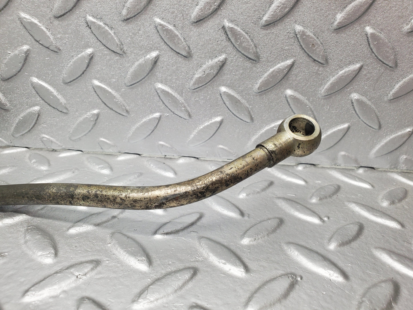 1118 Mercedes-Benz W123 240D Gearbox Oil Hose Pipe